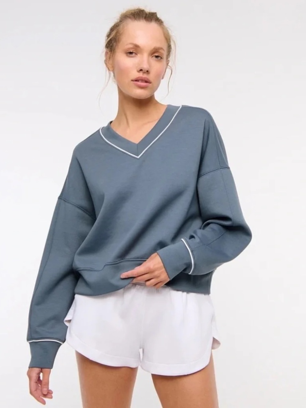 YPB Abercrombie Neoknit Sweatshirt V Neck Gray sz XS New